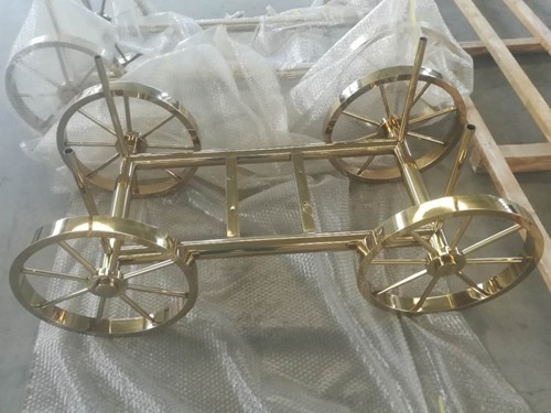 鍍鈦后的不銹鋼工藝品馬車(chē)